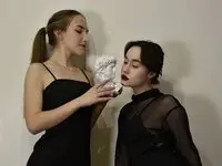 NicoleAmanda's Sex ChatRoom